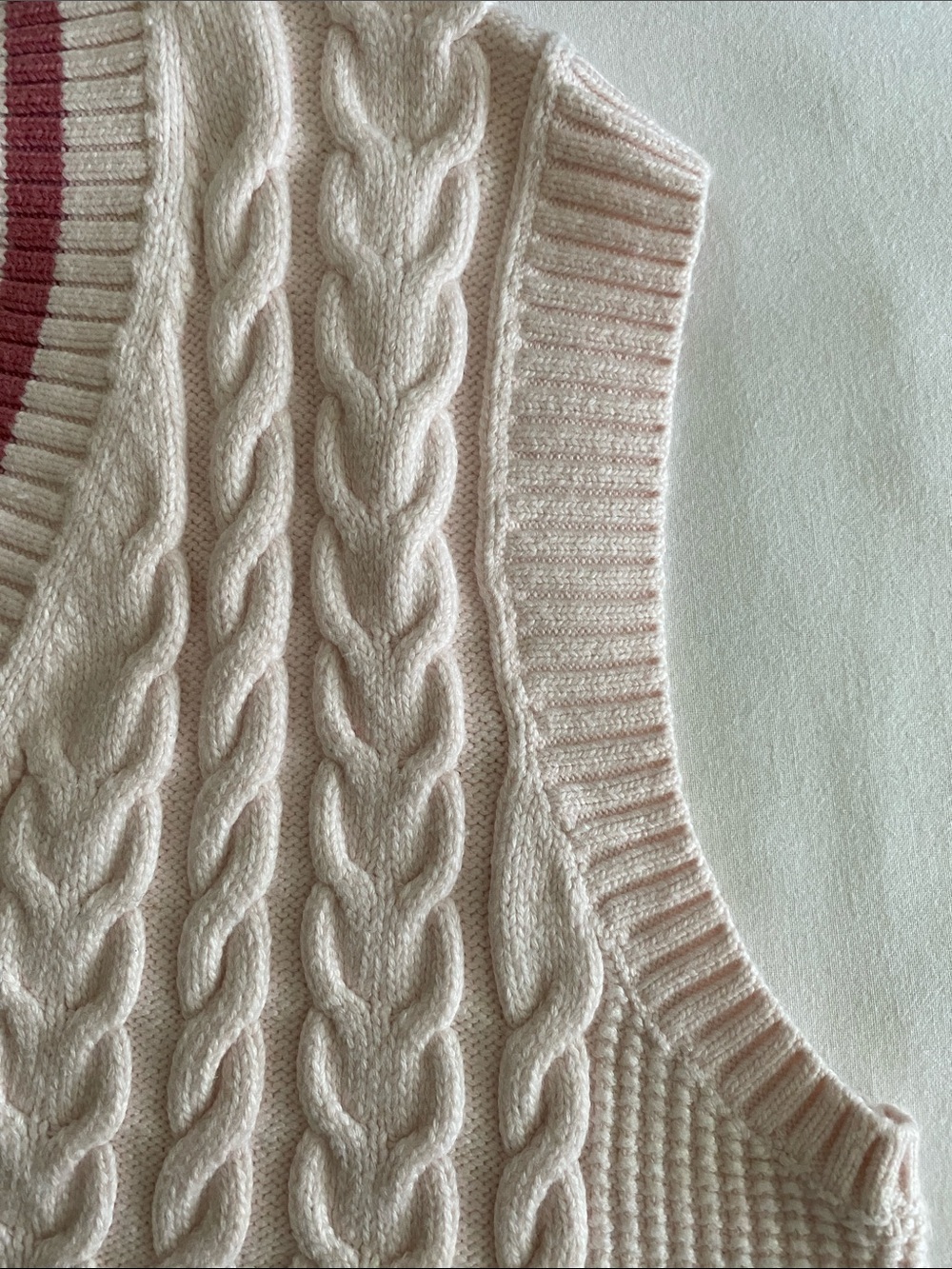 Aritzia Sunday Best Winston Cable-Knit V-Neck Vest Blush Pink Size Med Oversize - Picture 7 of 15